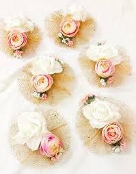 Trousseau packing flowers